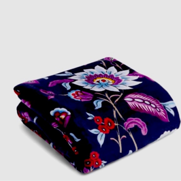 Vera Bradley Bedding Vera Bradley Fleece Throw Blanket Mayfair